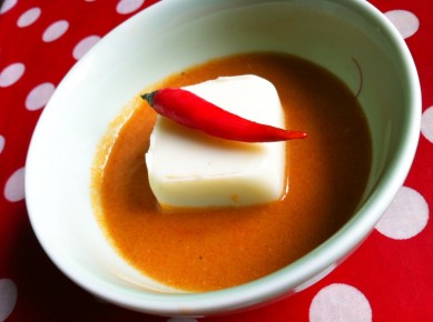 oeuf carré et sauce dakatine