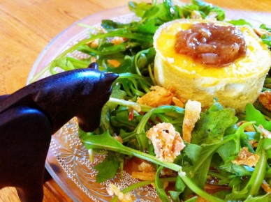 cheesecake au foie gras, sablé parmesan et confit de figues